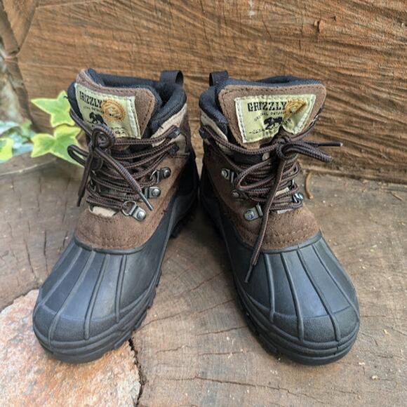 Grizzly | Shoes | Grizzly Original Outdoor Wear Grande Youth  display picture 1